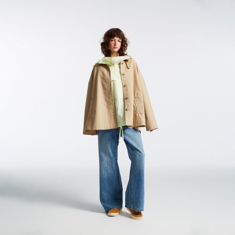 10 MOOn 高密度双层棉织钟形外套 - 女装休闲/机能外套 - 棉．麻 卡其色