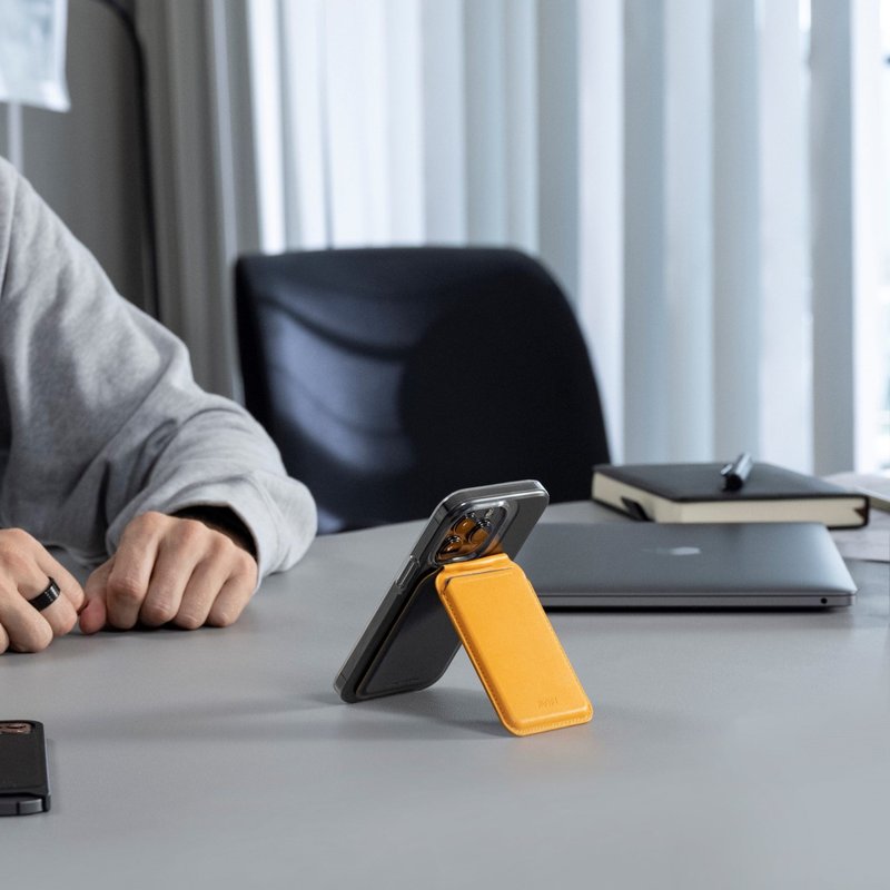 MOFT MagSafe Flash Wallet & Stand 折叠磁吸手机支架 - 手机座/防尘塞 - 其他材质 紫色