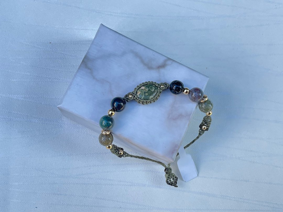 #220550 Macrame 南美蜡线 海洋碧玉 手链 - 手链/手环 - 半宝石 绿色