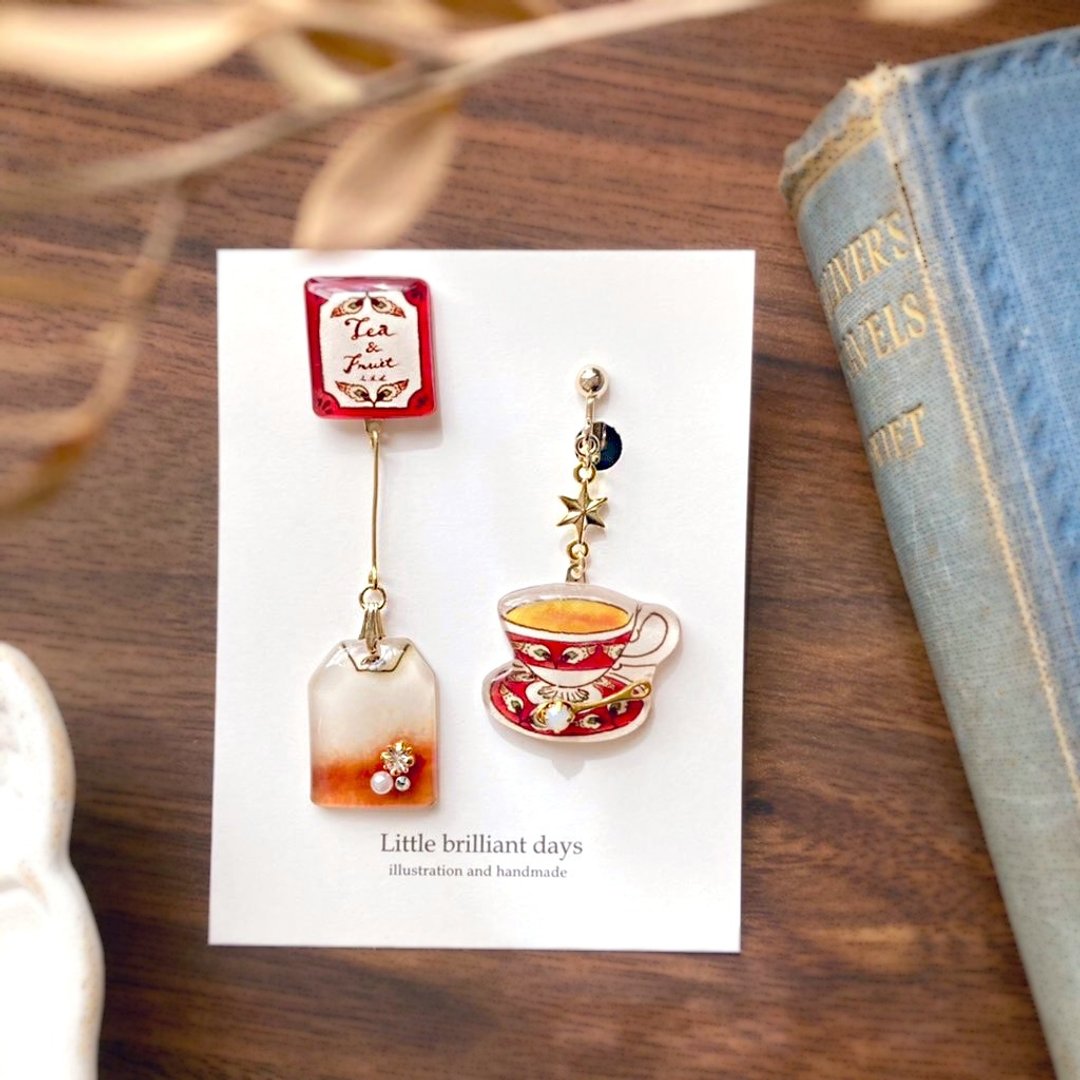 Teabag Clip-On red - 耳环/耳夹 - 塑料 红色