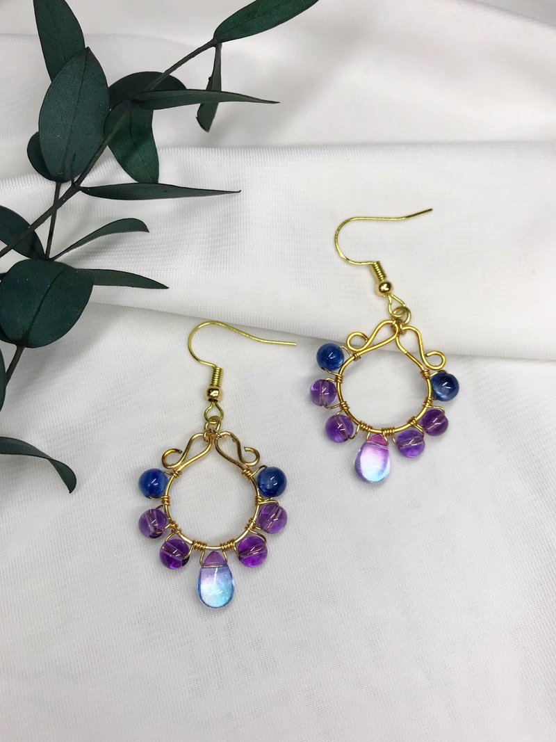 眼底星空││金属编织耳环 紫水晶 蓝晶石 金属线编织  改夹 定制 - 耳环/耳夹 - 水晶 