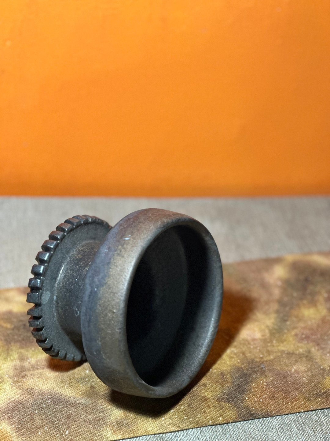 墨金器x齿轮脚系列 盆器,手拉胚植器,唯一作品 二区 - 植栽/盆栽 - 陶 黑色