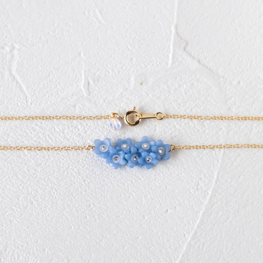 Nemophila field necklace - 项链 - 粘土 蓝色