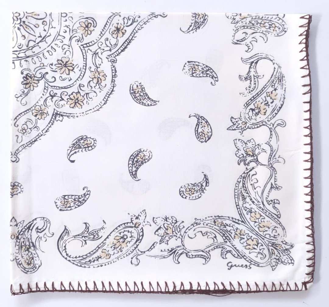 Guess 佩斯利图腾印花头巾，20x 21 英寸，米色，棉质 - 丝巾 - 棉 白色