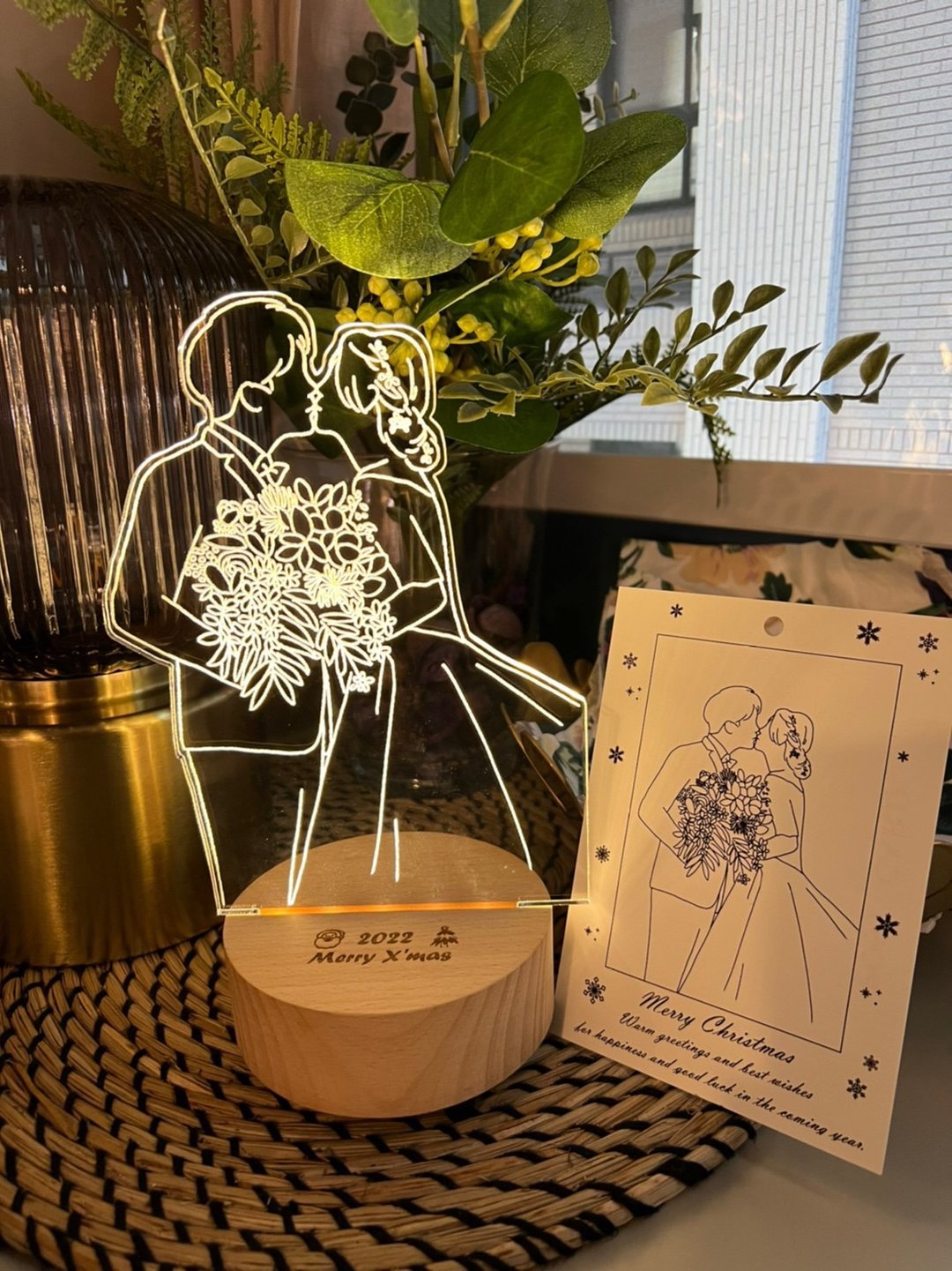 【24H圣诞节快速出货】定制化情侣夜灯 照片变插画 圣诞交换礼物 - 灯具/灯饰 - 木头 紫色