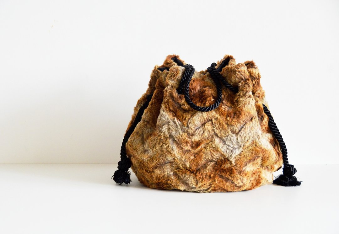 New work! Fur Marin Bag Brown Large size - 手提包/手提袋 - 棉 银色