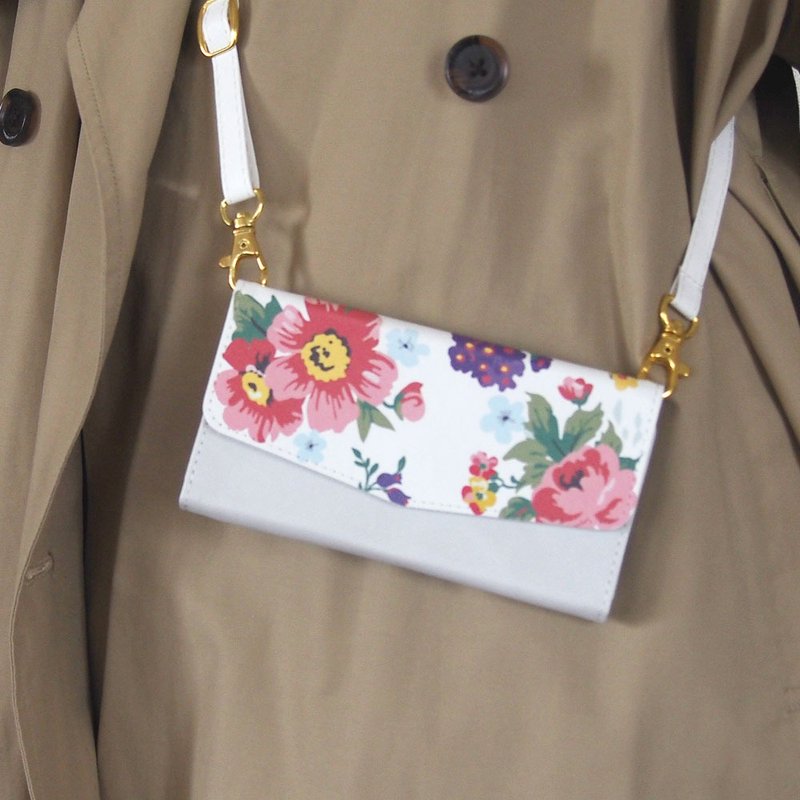 三折花卉侧背手帐型手机壳 附可拆式长背带 内置卡槽镜子 - 手机壳/手机套 - 人造皮革 多色