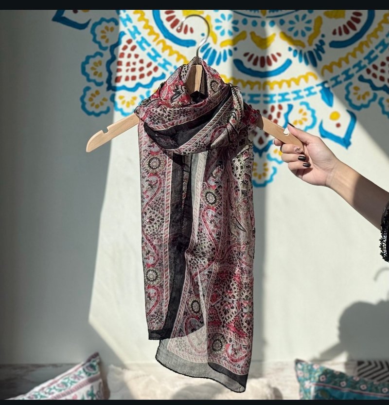 印度丨民族丝巾-红暮花影 - 丝巾 - 丝．绢 黑色