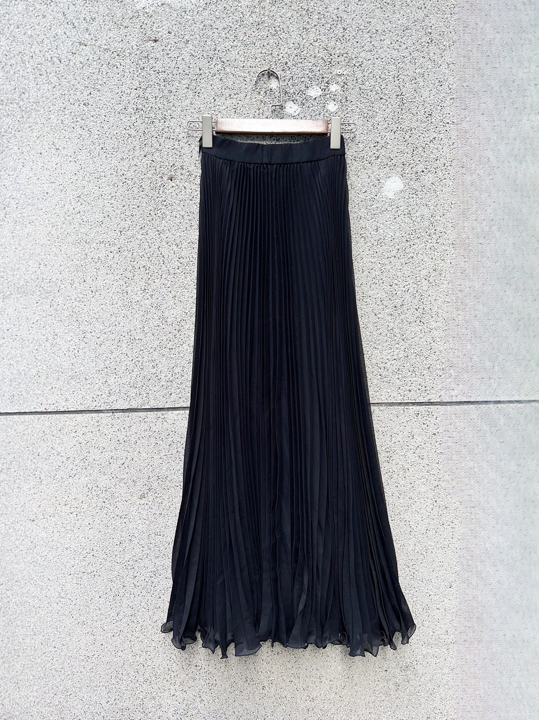 寂静纯黑飘逸灵动少女 细压褶雪纺纱A字大圆长裙 vintage dress - 裙子 - 聚酯纤维 黑色