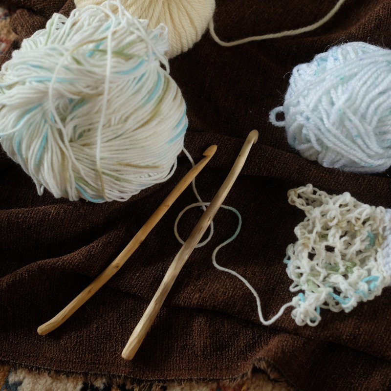 实木钩针  | 编织的朋友 | 木制小孩 | 礼物 - 其他 - 其他材质 咖啡色