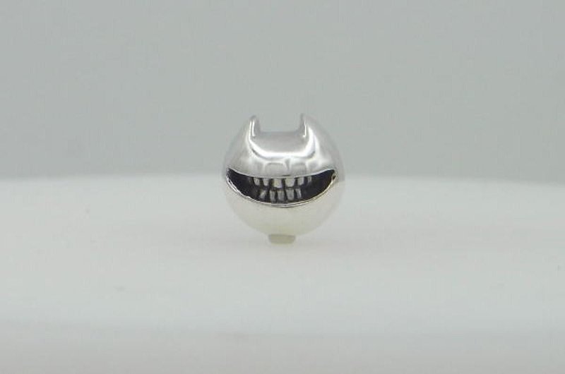 cat smile pierce_2 (s_m-O.62) 微笑 猫 猫 银 穿孔耳环 sterling silver stud earring - 耳环/耳夹 - 纯银 银色