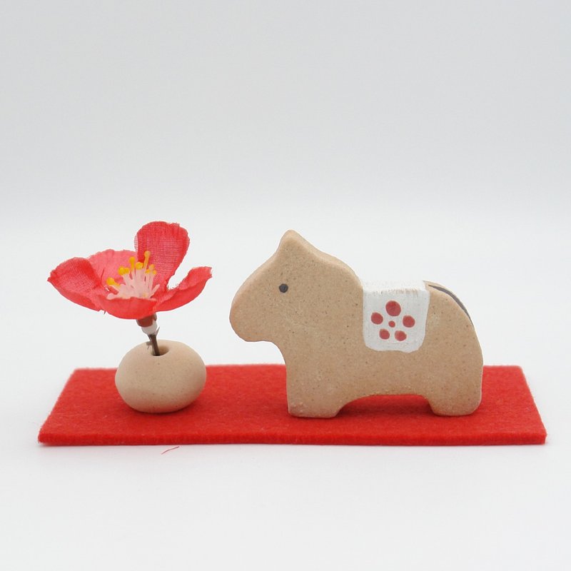 生肖摆饰 手作陶偶 迷你尺寸 马 羊年 - 摆饰 - 陶 白色