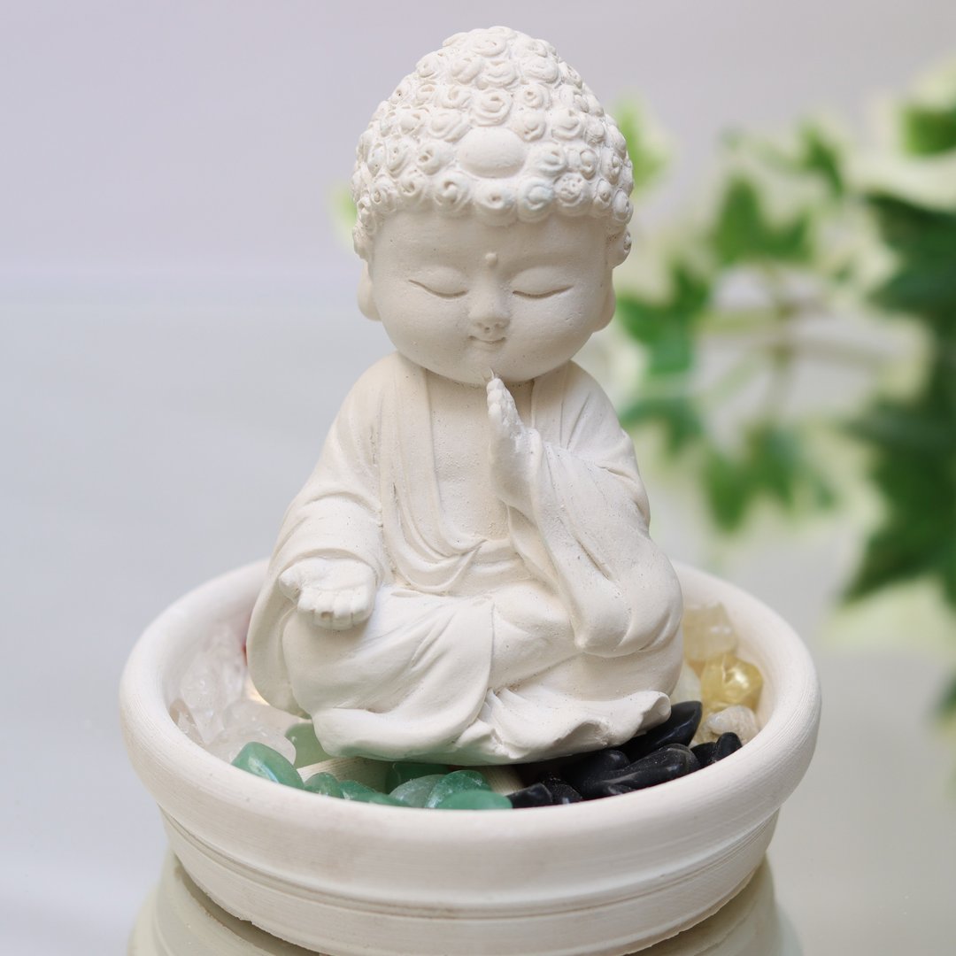 五行水晶矿石扩香 净念吉祥小佛之怀慈- 小盘组含精油选项 - 玩偶/公仔 - 其他材质 白色