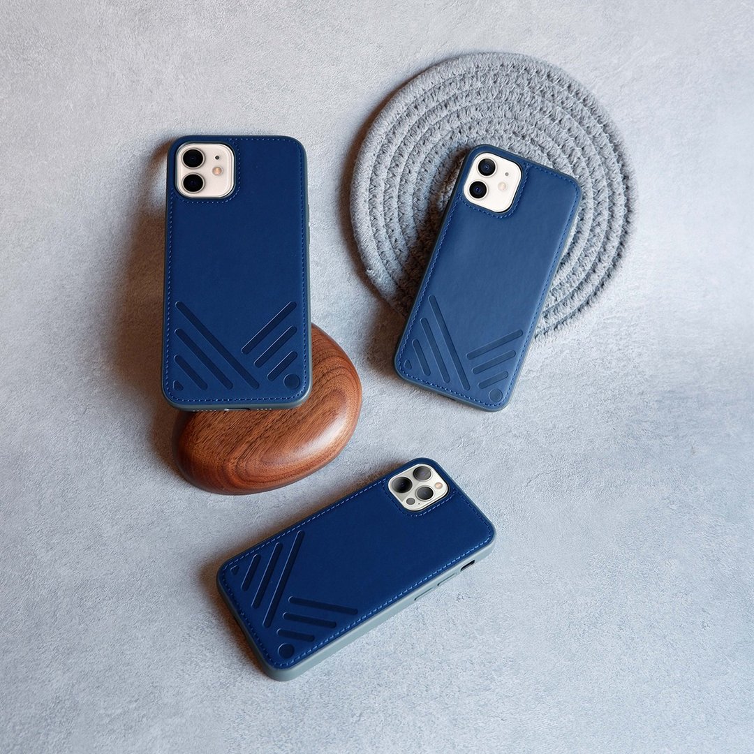 MONOOCZZI |  iPhone12 仿真皮防撞软胶边手机壳 - 深蓝色 - 手机壳/手机套 - 其他材质 卡其色