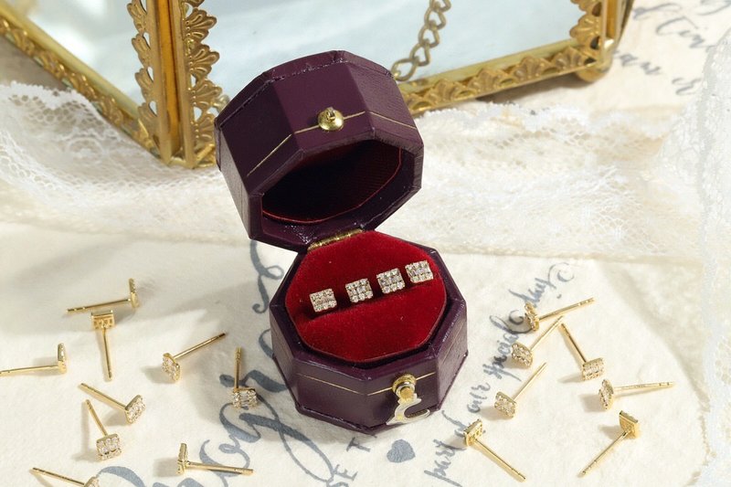 18K金天然钻石耳环 - 小方形设计 - 耳环/耳夹 - 钻石 