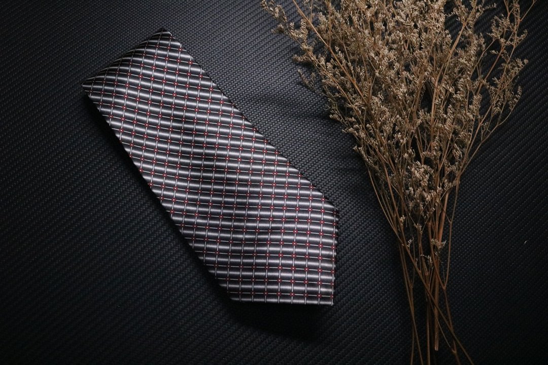 格纹真丝商务领带新鲜风潮百搭necktie - 领带/领带夹 - 丝．绢 多色