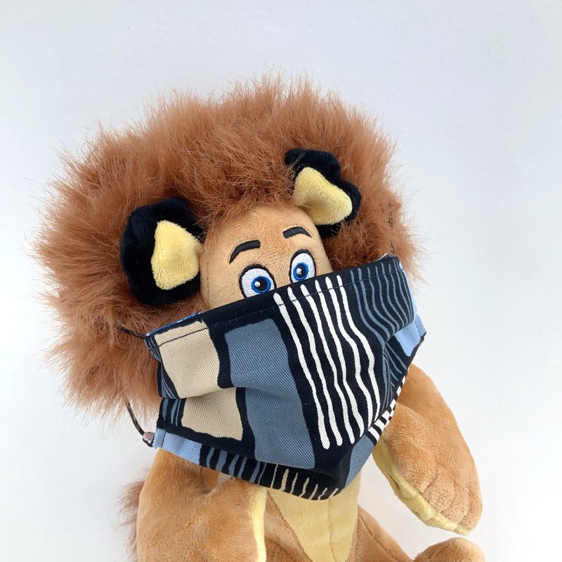 帅气几何风。鼻梁压条升级版纯棉口罩。可放置滤材。现货 - 口罩 - 棉．麻 