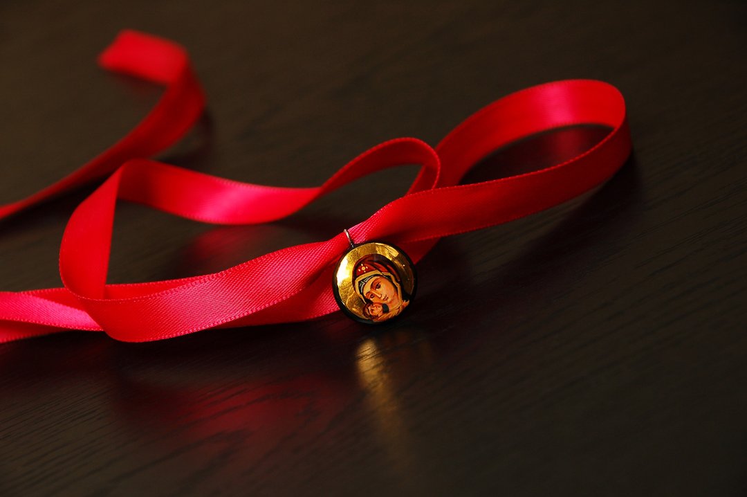 Small icon pendant Virgin Mary religious necklace Orthodox Christian easter gift - 项链 - 其他材质 