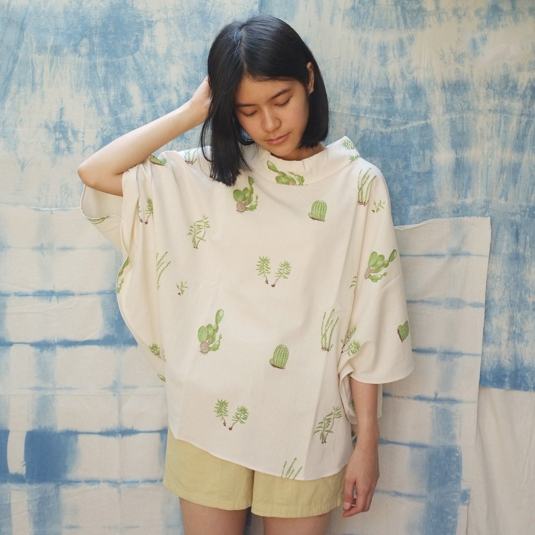 linnil: Cactus poncho / made of cotton & limited amount - 女装上衣 - 棉 绿色