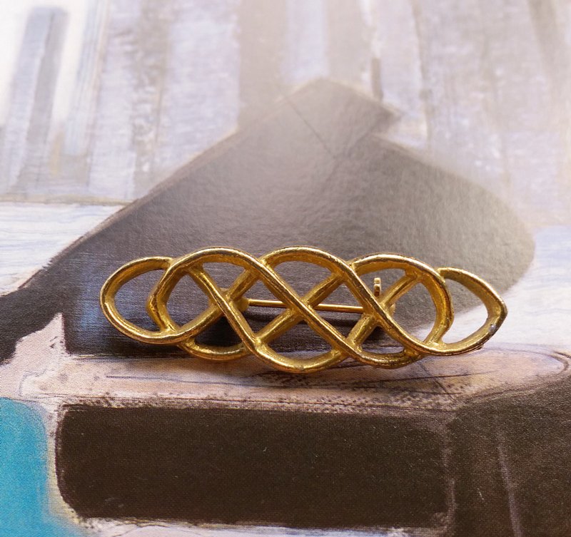 西洋古董饰品。苏格兰凯尔特风格主题  简单凯尔特结 别针 - 徽章/别针 - 其他金属 金色