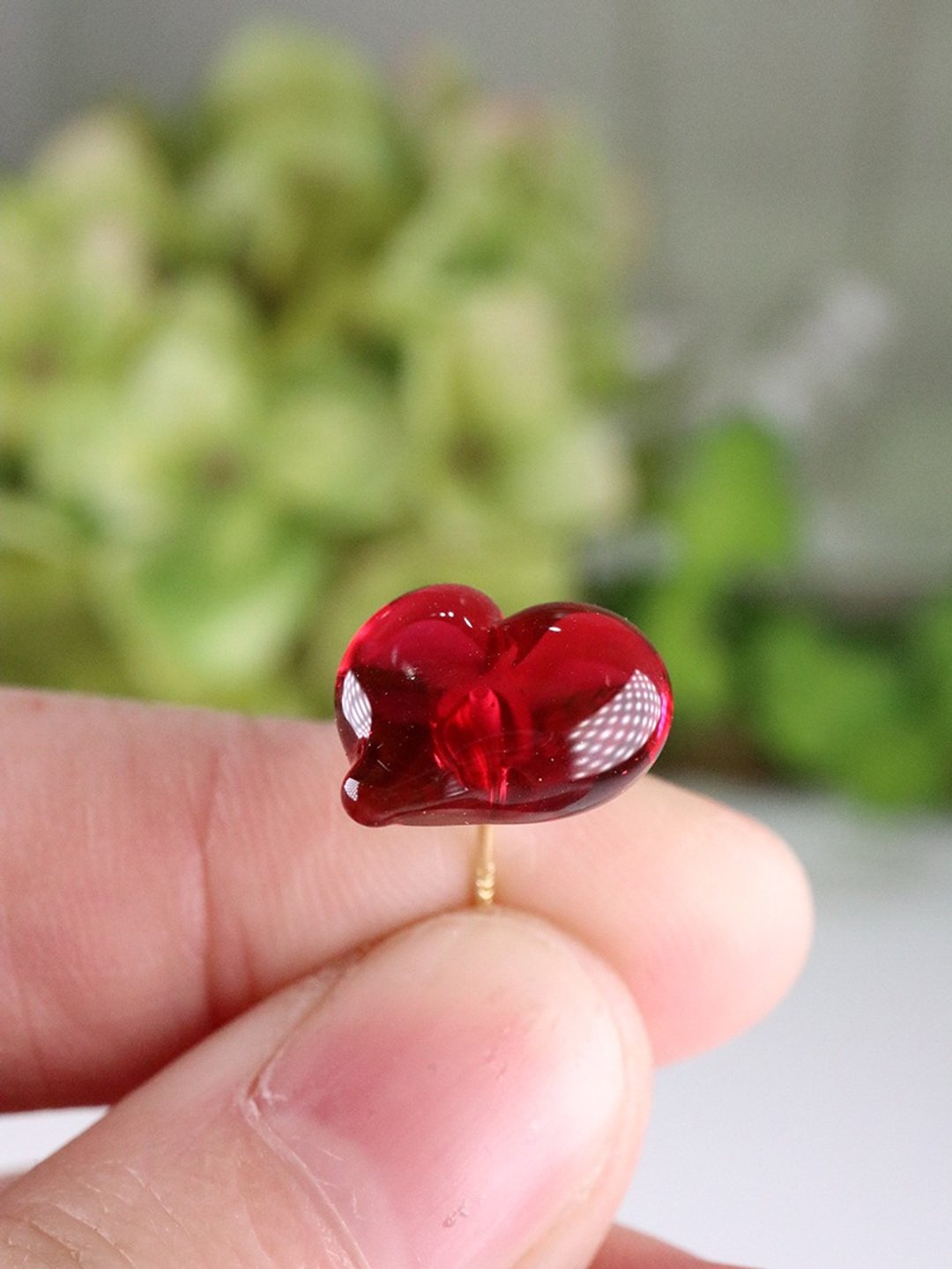 CUORE 红色玻璃耳环 - 灯工 手工烧制玻璃心形耳环 - 耳环/耳夹 - 玻璃 红色