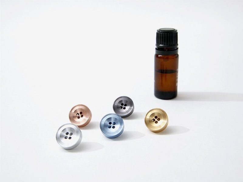 ALMA 香氛胸针 - 香薰/精油/线香 - 其他金属 金色