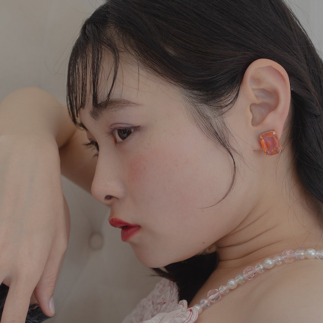 Carpediem Clip-On gold color - 耳环/耳夹 - 玻璃 橘色