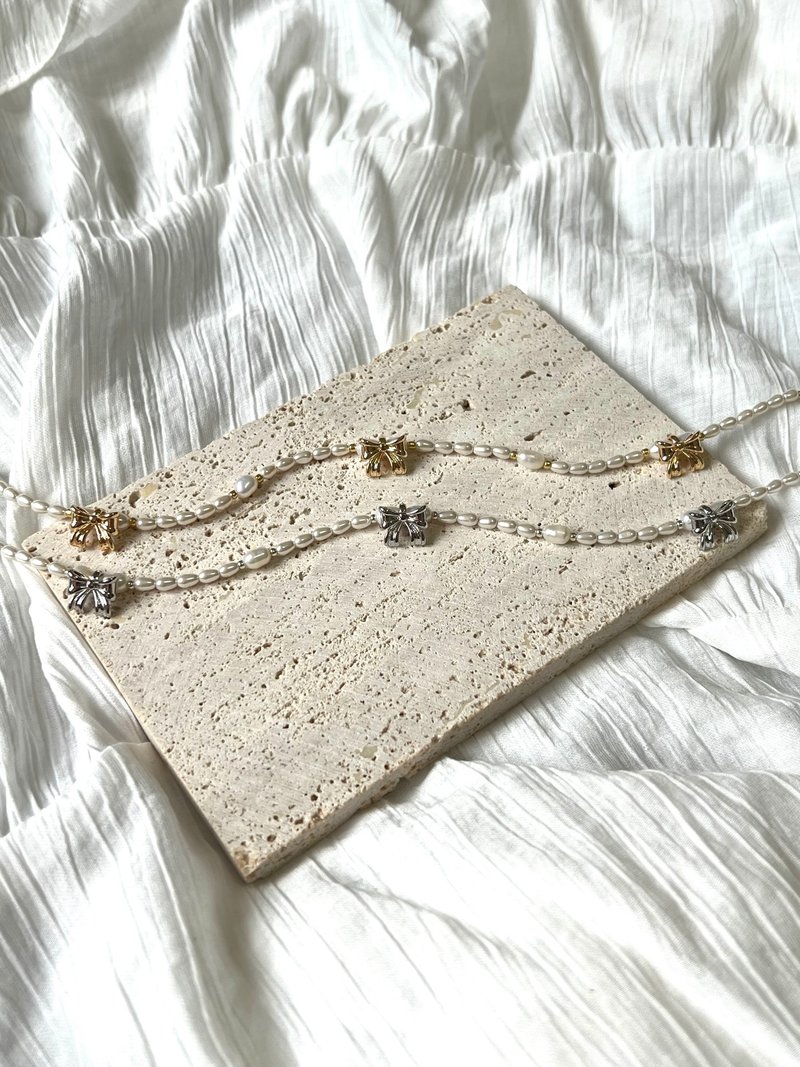Daily Triple Bow Necklace丨淡水珍珠蝴蝶结手工串珠颈链- 两色 - 项链 - 珍珠 