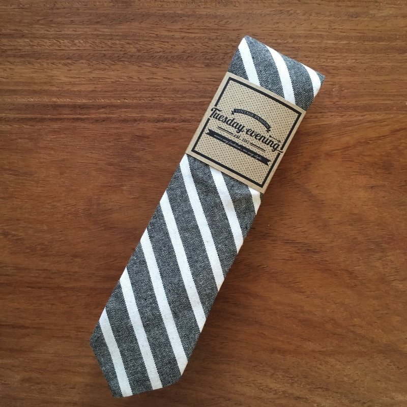 Black-White Stripe Skinny Tie - 领带/领带夹 - 棉．麻 黑色