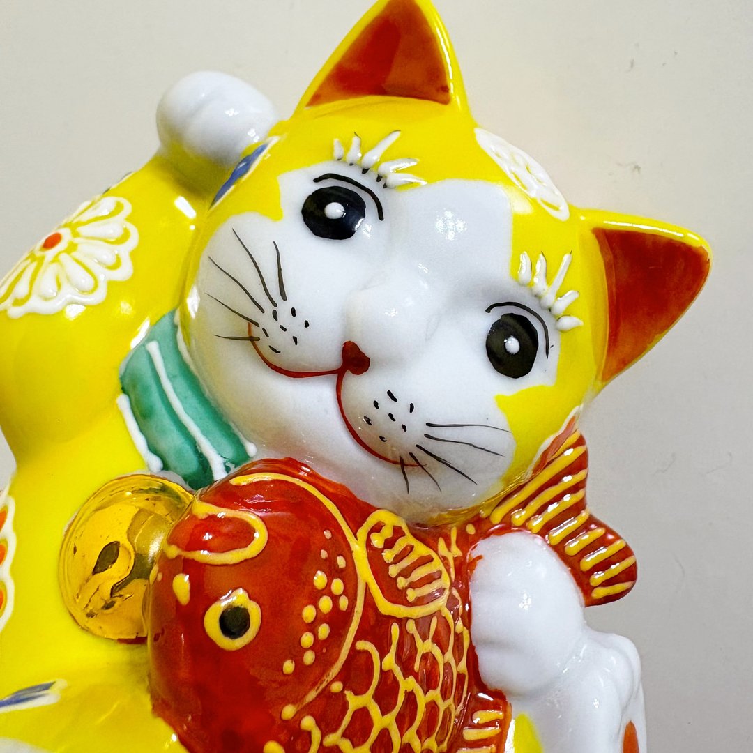 【九谷烧】手作招财猫与鲷鱼3.8号黄盛 - 摆饰 - 瓷 黄色