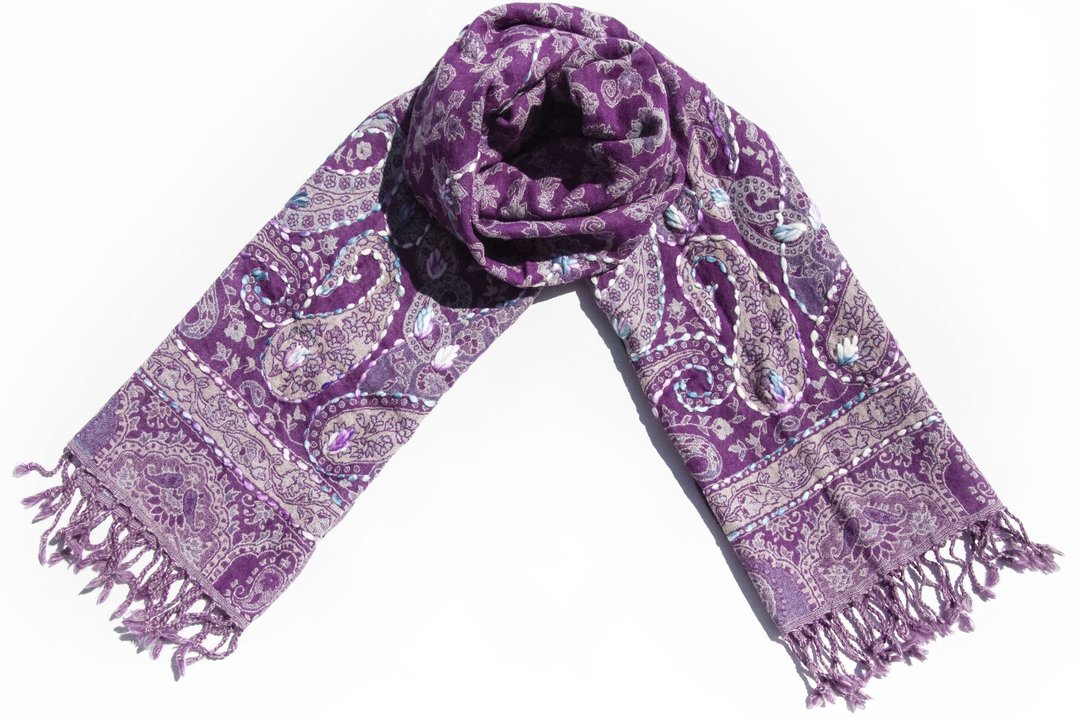 喀什米尔 Cashmere/水煮羊毛披肩/针织围巾/刺绣围巾/羊绒披巾 - 花 - 围巾/披肩 - 羊毛 紫色
