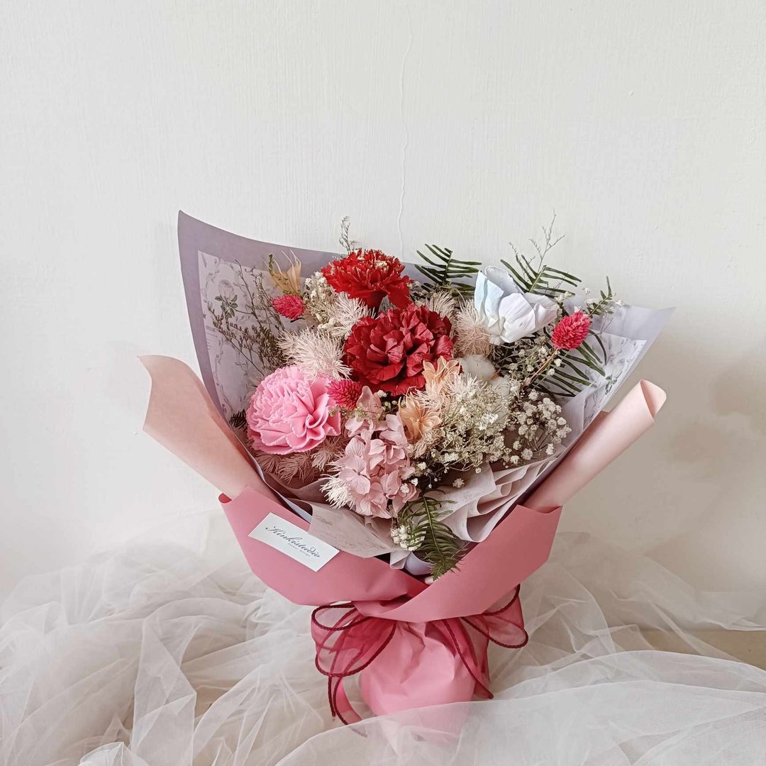 守护妳玫瑰永生干燥花束 情人节结婚求婚告白捧花生日毕业礼物七 - 干燥花/捧花 - 植物．花 多色