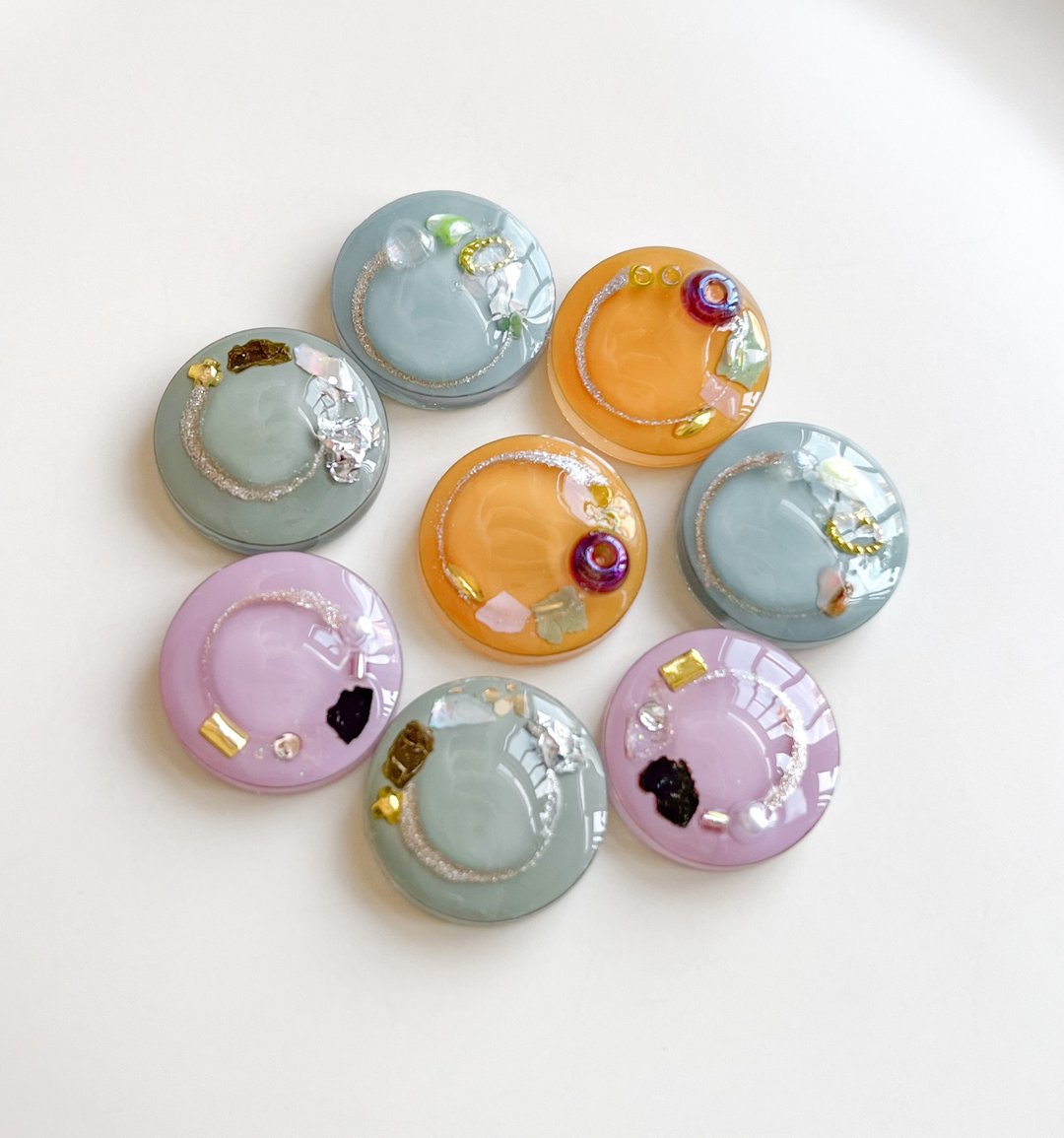 圆形缤纷马卡龙系列耳环- Life's a Circle Collection - 耳环/耳夹 - 树脂 多色
