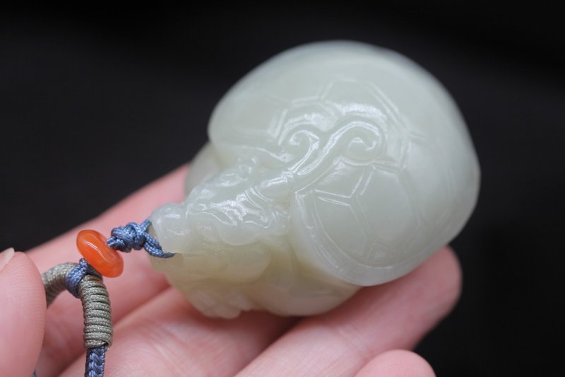 【龙龟】项链/天然和田玉吊坠/也是手玩件/寓意招财辟邪长寿 - 项链 - 玉石 白色