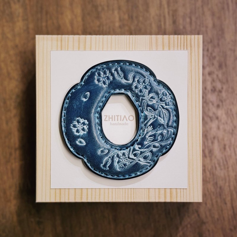 原创手工制作牛皮剑道木刀镡 御先稻荷 雾蜡蓝 木刀锷 Tsuba - 运动配件 - 真皮 蓝色