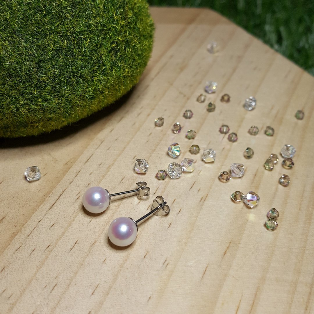 独家-日本Akoya海水珍珠耳钉(纯白色透粉红/圆/6.5-6.8mm/925银) - 耳环/耳夹 - 珍珠 粉红色