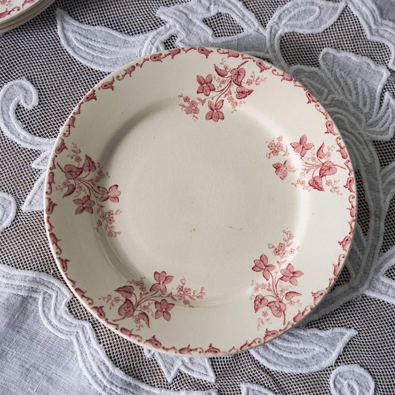 朱红点心盘 直径20.5cm - 盘子/餐盘/盘架 - 陶 