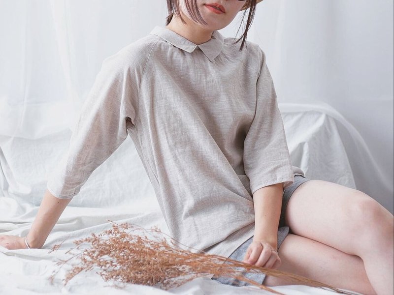 Nobi(ta) Shirt : beige - 女装衬衫 - 棉．麻 卡其色