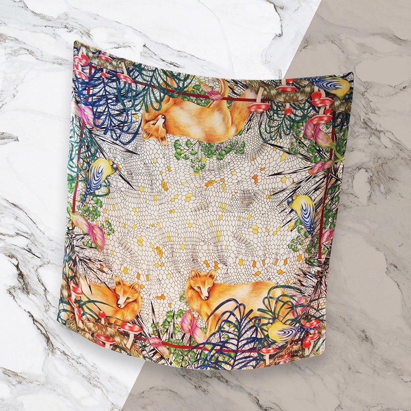Fox in the garden Scarf [ Shawl ] - The Fox Collection - 丝巾 - 丝．绢 白色
