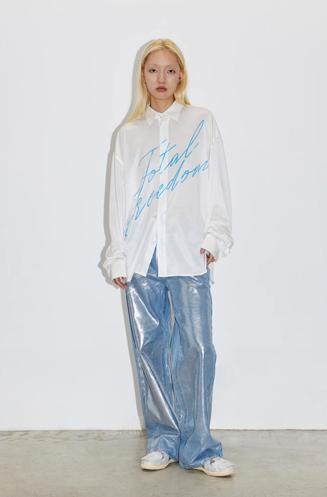 Total Freedom T-shirt 彻底自由 宝蓝标语衬衫 - 女装衬衫 - 棉 白色