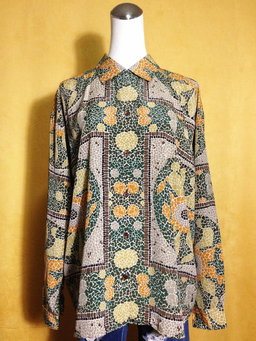 乒乓古着 [ 古着衬衫/ 艺术马赛克瓷砖长版古着衬衫 ] 国外带回 VINTAGE - 女装衬衫 - 聚酯纤维 多色