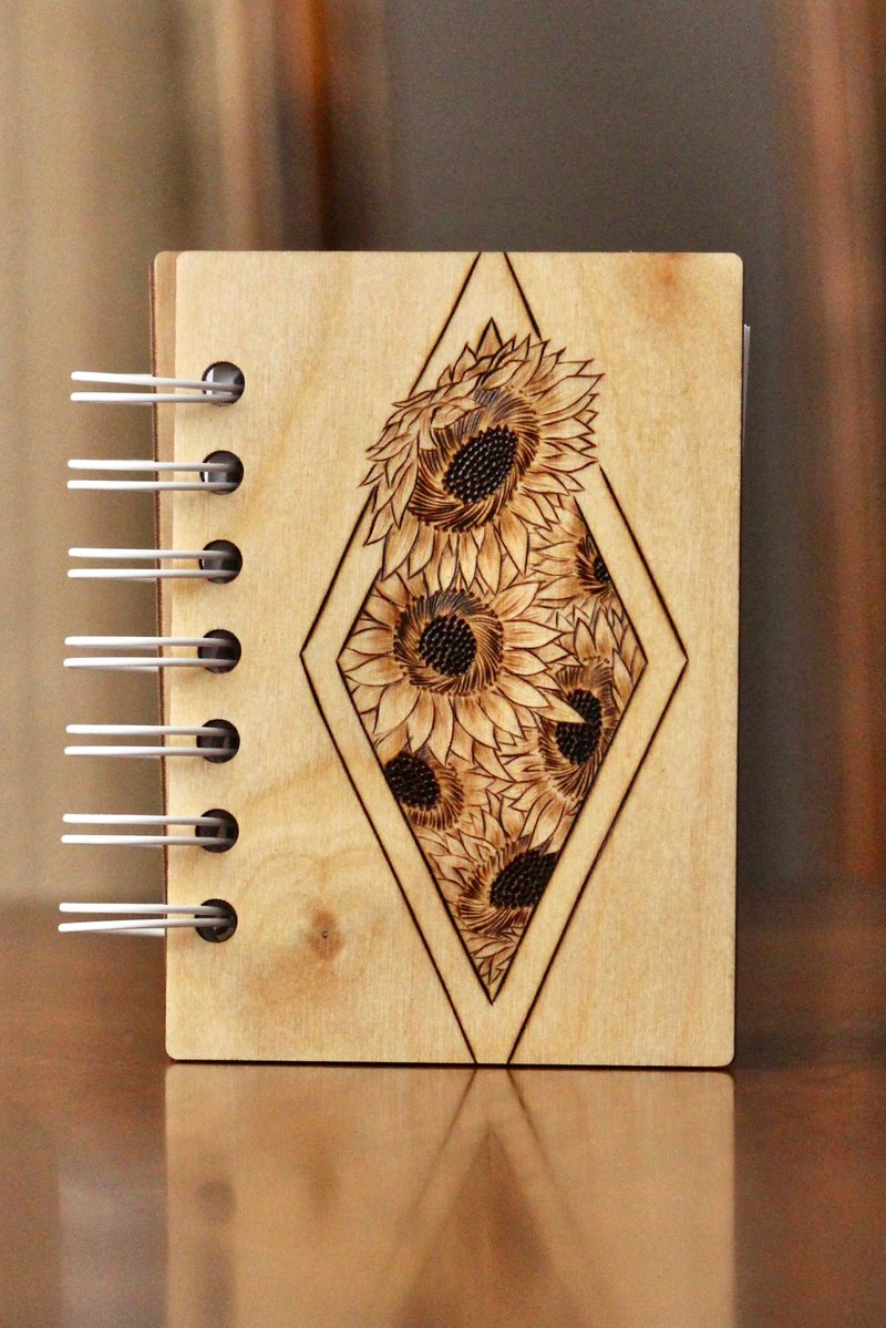 Sunflower wooden notebook Customized gift Christmas Gift Wrapping - 笔记本/手帐 - 木头 咖啡色