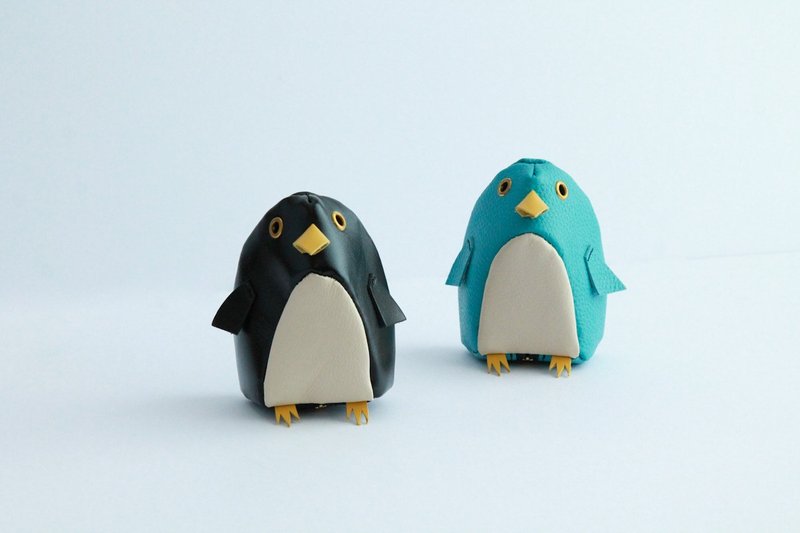 像住在南极的【企鹅收纳包】 - 化妆包/杂物包 - 真皮 多色