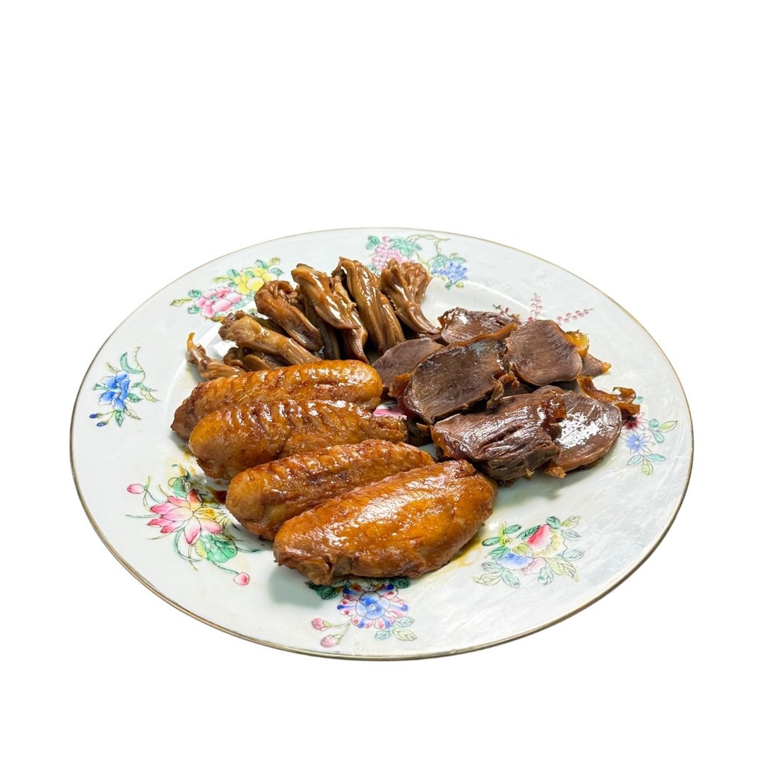 【门市自取】佐酒三小碟 麻辣火鸡肾/ 茶熏鸡翼/ 玫瑰豉油鸭舌急 - 料理包 - 新鲜食材 咖啡色