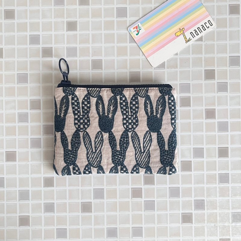 mina perhonen pomppia 兔子迷你万用包 卡片包 零钱包 - 零钱包 - 棉．麻 卡其色