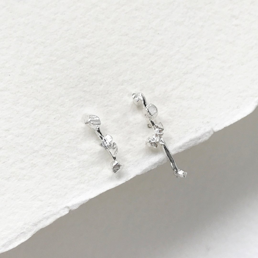 小碎石散落耳环 Scatter Earring 风景系列 925纯银 - 耳环/耳夹 - 其他金属 银色