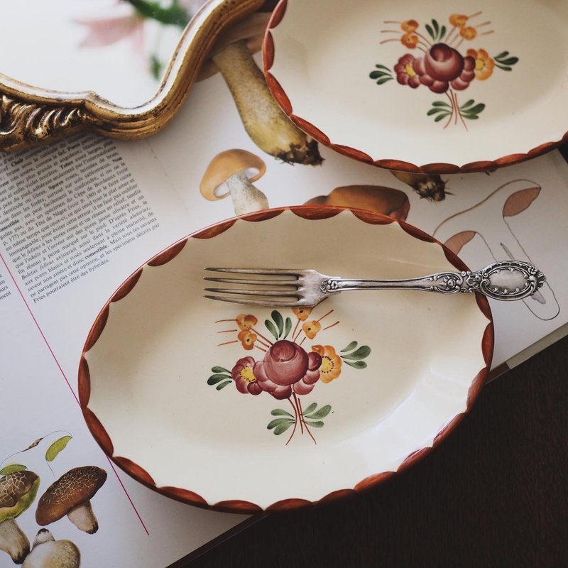 1950年法国 Faience Longchamp Ravier 椭圆形盘子 - 盘子/餐盘/盘架 - 陶 黄色