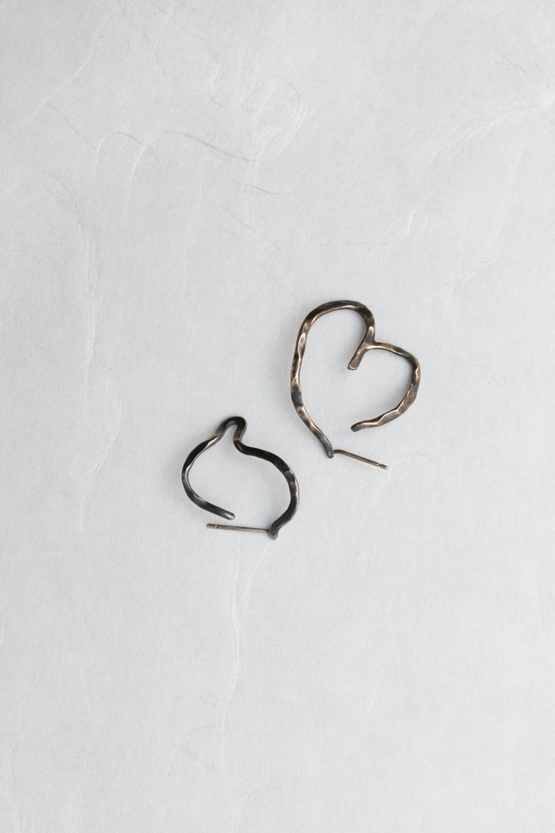 JUelry x ChouYi 人形耳环(黑金)- Human Earrings - 耳环/耳夹 - 铜/黄铜 金色