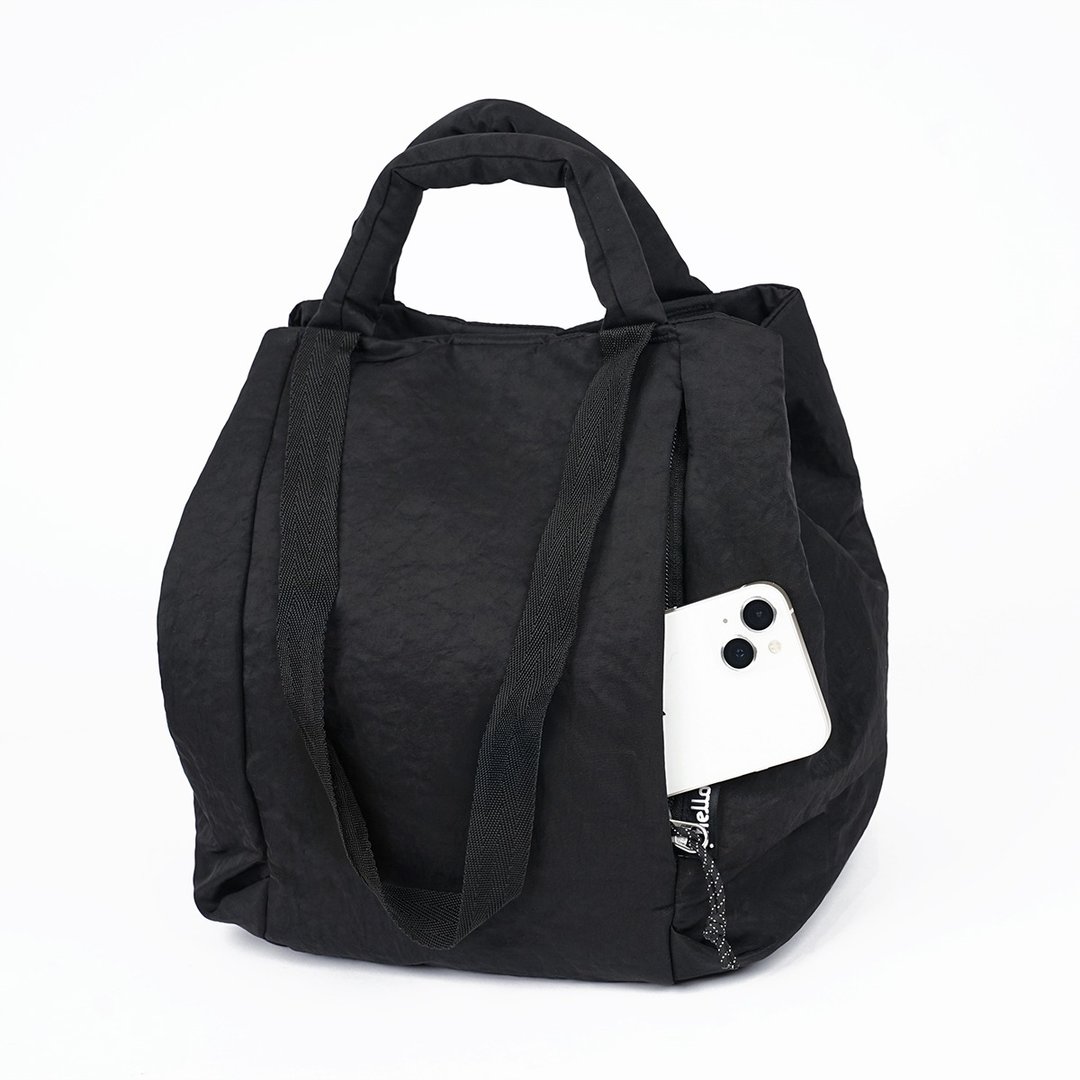 【FW25全新Wander系列】KYLIE 可调节两用手提包L号 (翠黑色) - 侧背包/斜挎包 - 环保材料 黑色