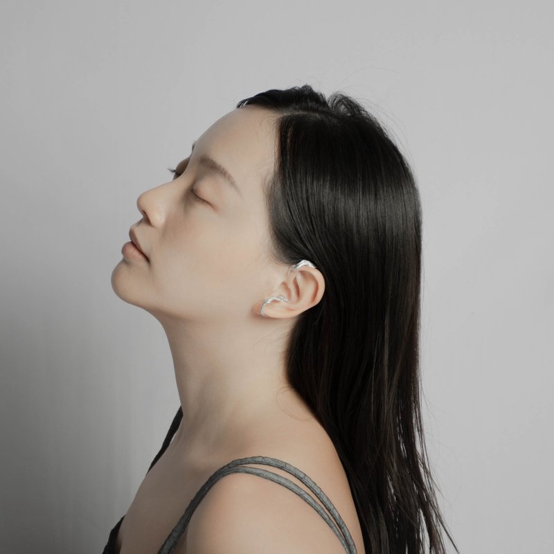 浪 Waves  I 【潮】造型耳挂 - 纯银 - 耳环/耳夹 - 纯银 银色